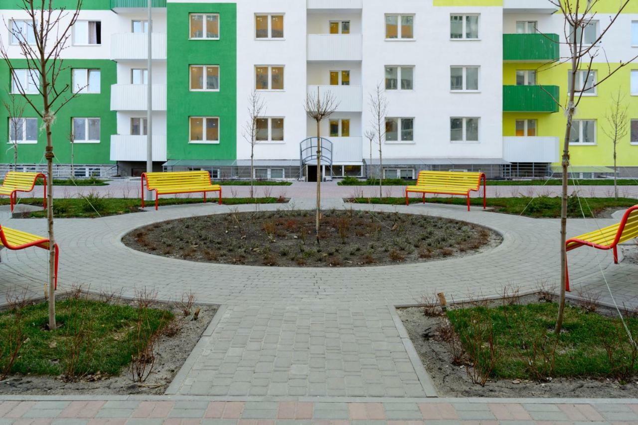 Мини-апартаменты студио на Ломоносова, ВДНХ Киев Экстерьер фото